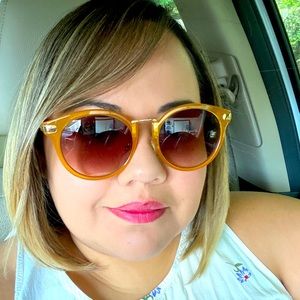 Meet your Posher, Diana